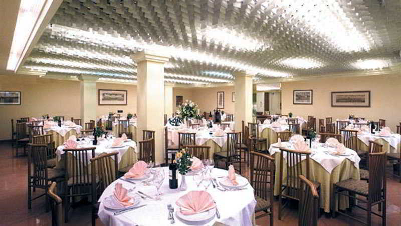 Toscana Ambassador Poggibonsi Esterno foto